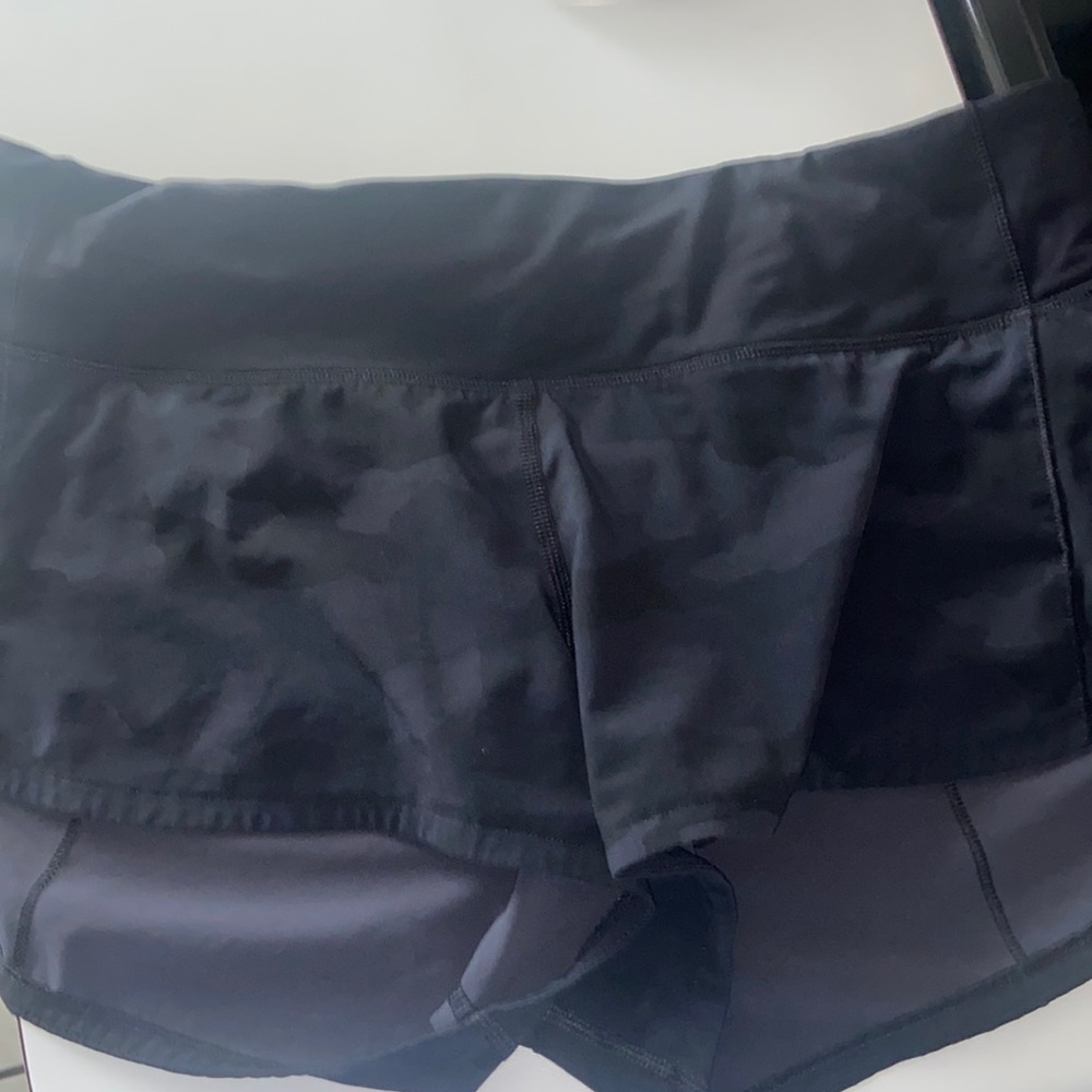 Black camo lululemon speed up shorts